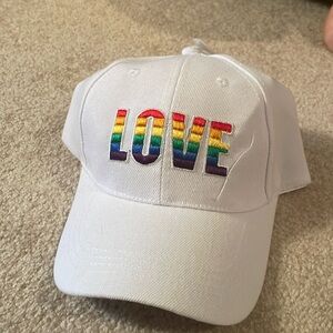 Disney pride collection hat with rainbow 🌈 Mickey. Nwt Season of Love